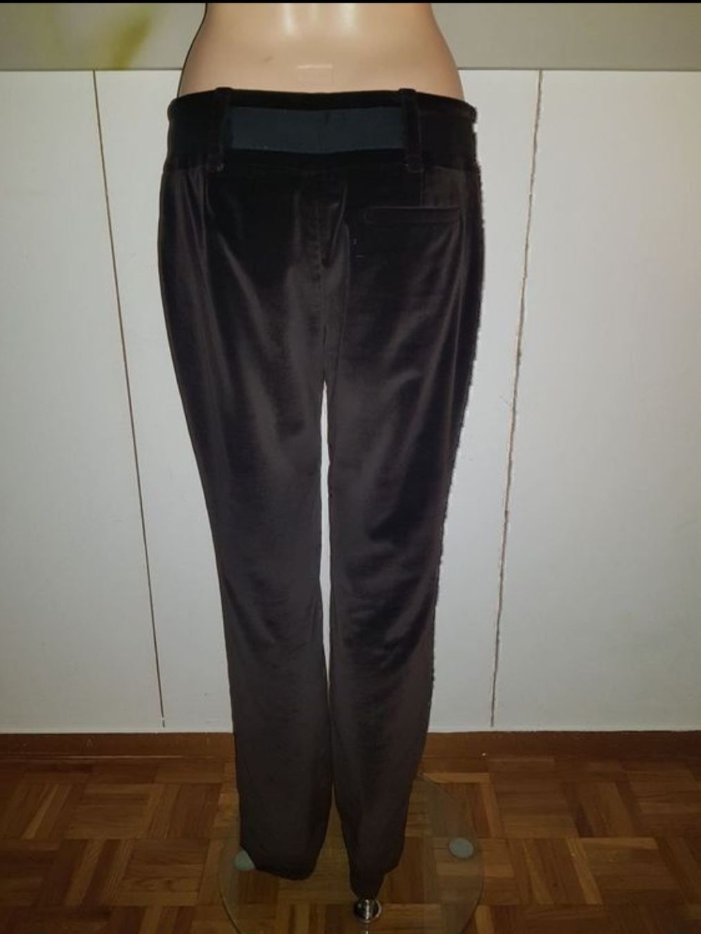 Celine Pantaloni: CELINE PARIS SAMTHOSE, Gr. 40 – Usato da Zürich venduto da mer_6tqg 6