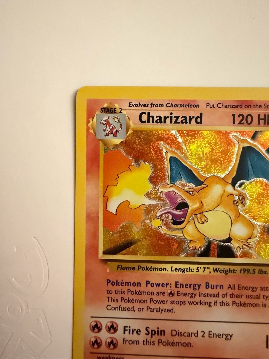 Pokémon Carte collezionabili: Charizard (Classic Collection) + 3 Karten  – Usato da Biel/Bienne venduto da SeeLoewe55 2