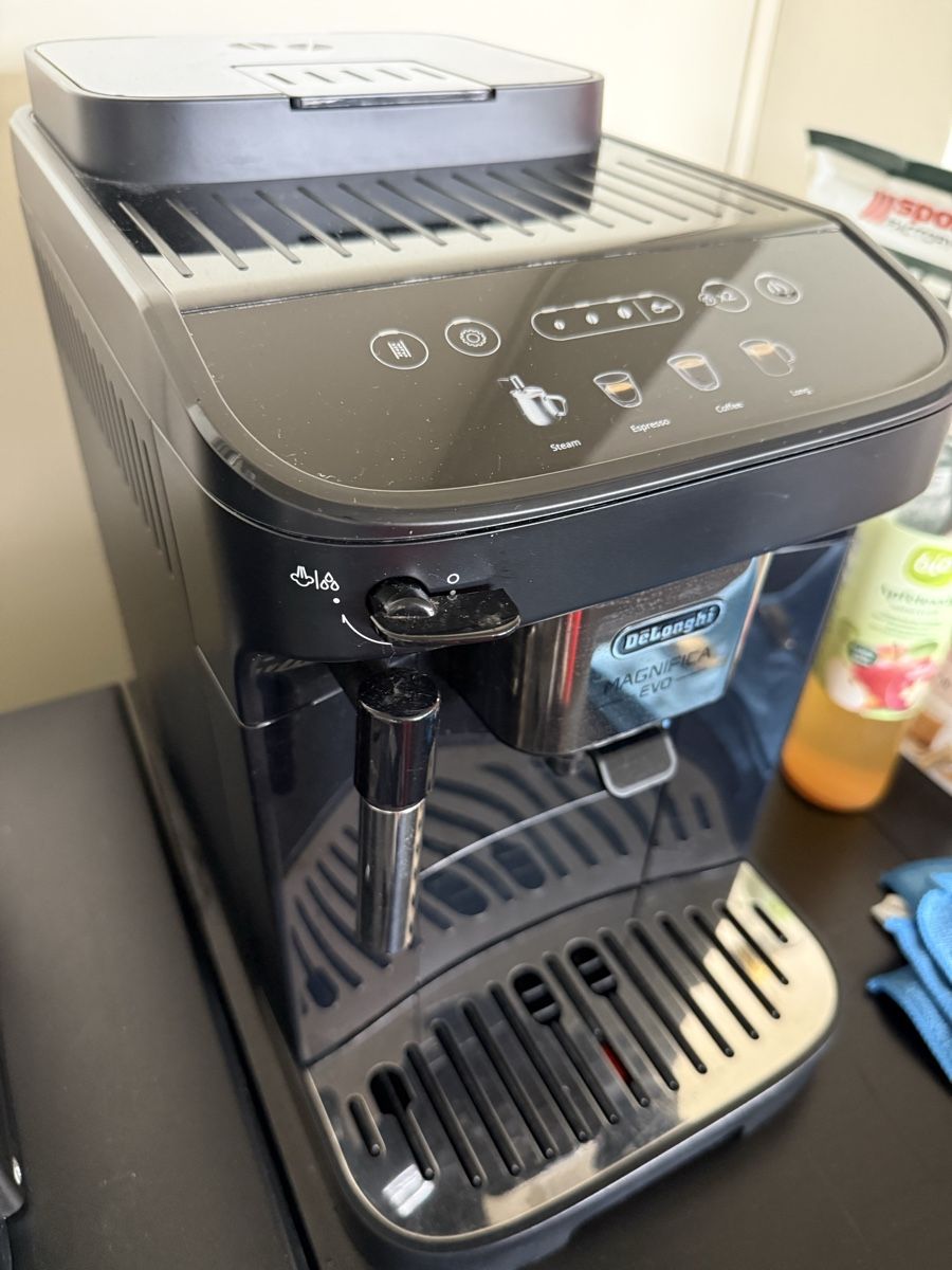 De'Longhi Macchine per caffè & Macchine per espresso: DeLonghi Magnifica EVO – Usato da Bottighofen venduto da inf_8b5p