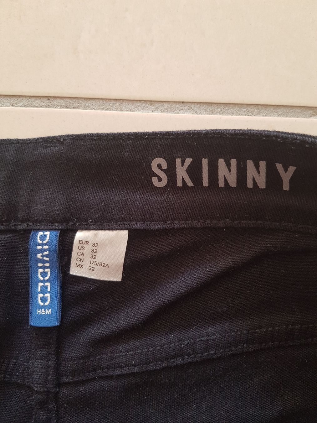 H&M Jeans: Jeans Divided skinny – Usato da Viganello venduto da sta_b86s 2