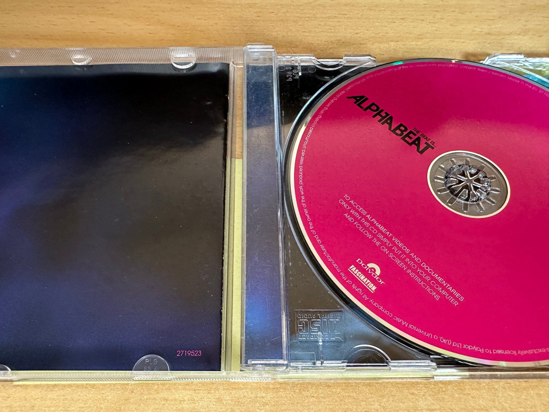 CDs: B2 Alphabeat – The Beat Is... – Gebraucht aus Rikon im Tösstal von Alpenmutz 2