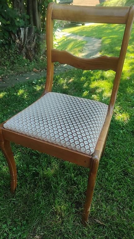 Set di tavolo e panche: Antike tisch, stühle, sofa set – Usato da niederhünigen venduto da Voupfoste 2