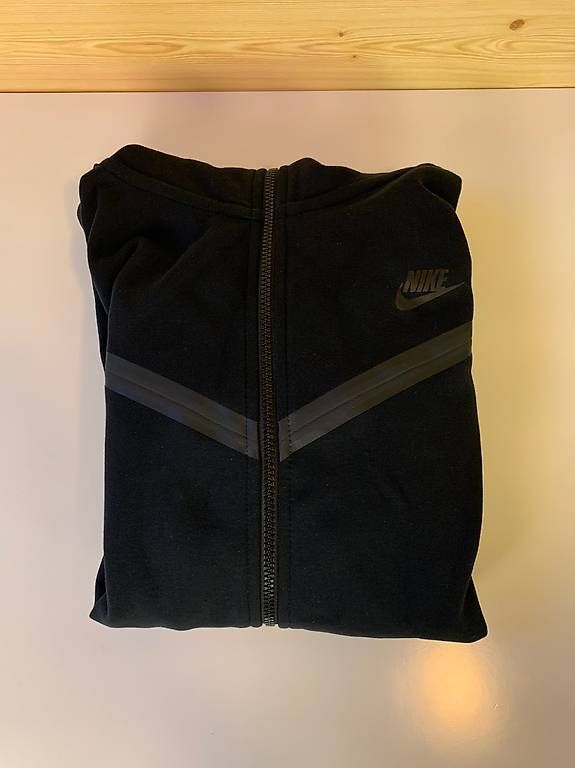 Pullover & Sweatshirts: Nike Tech Fleece Windrunner - L – Neu und originalverpackt aus Rickenbach SZ von PhanP 3