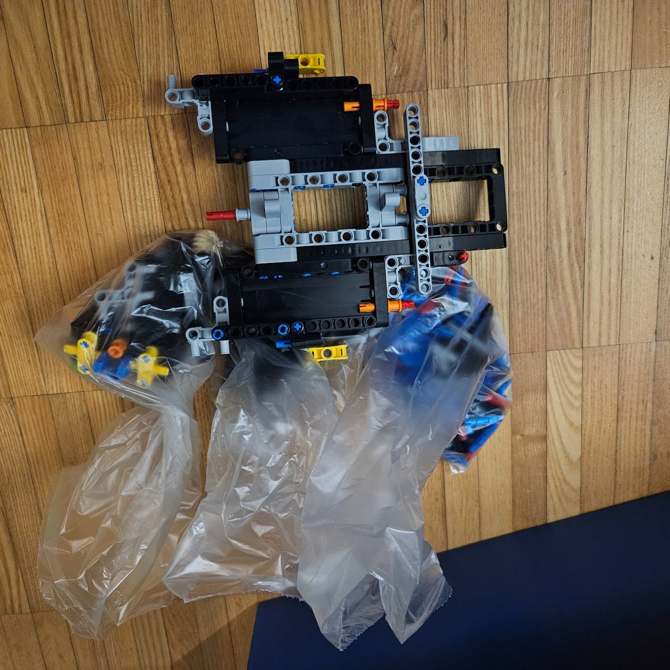 Lego Kit di costruzioni: Lego Technic 42083 Bugatti Chiron – Nuovo (secondo la descrizione) da Embrach venduto da Lilly2021 2