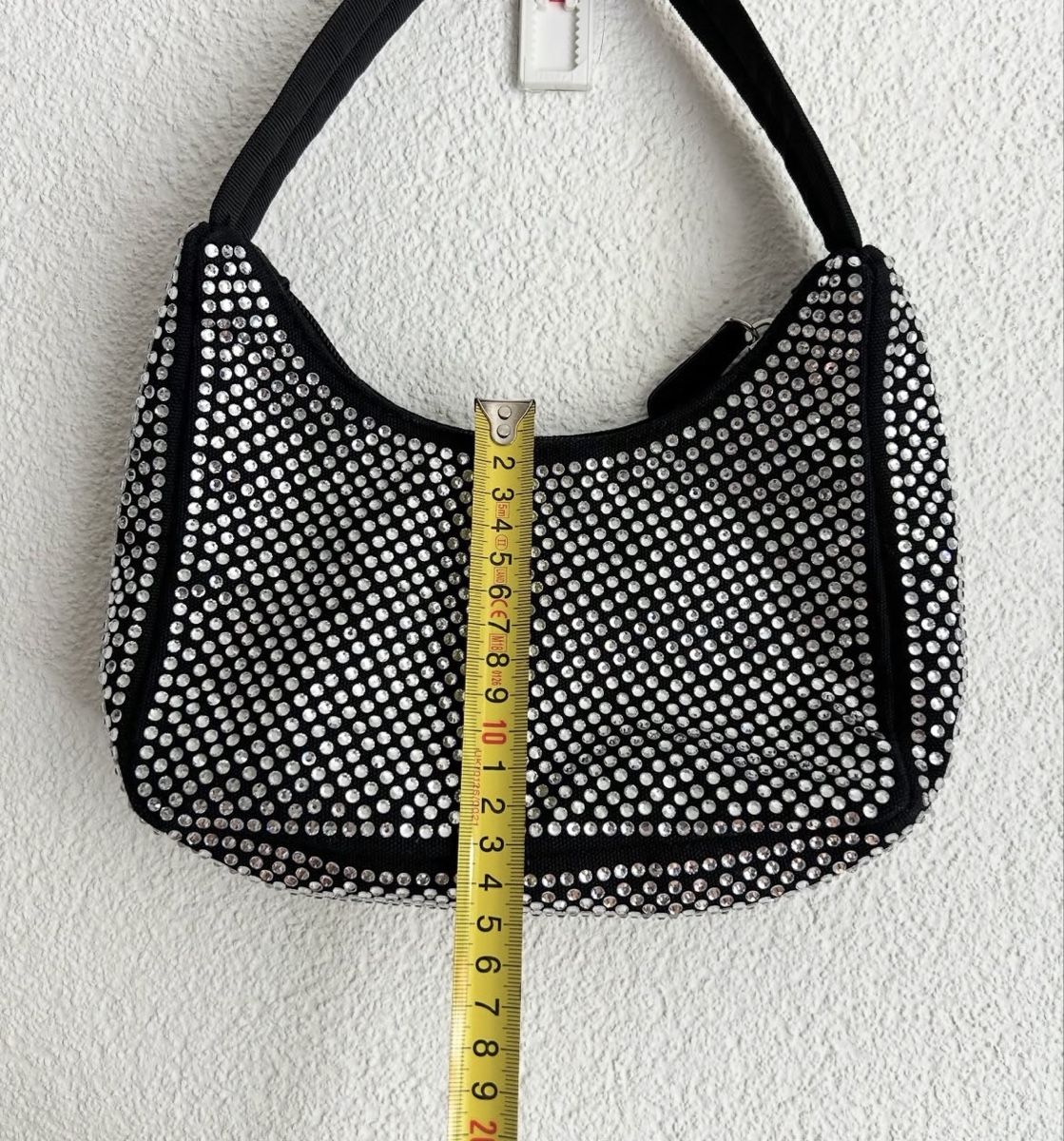 Borse da donna: Tasche mit Strasssteinen Schwarz Silber  – Usato da Chur venduto da faja7000 4