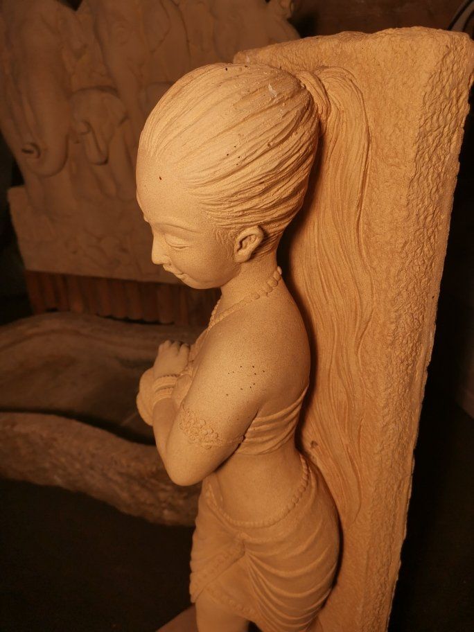 Sculture & Statue: Wunderschöne Sandsteinfigur Höhe 83 cm – Usato da Hilterfingen venduto da Sabilui 2