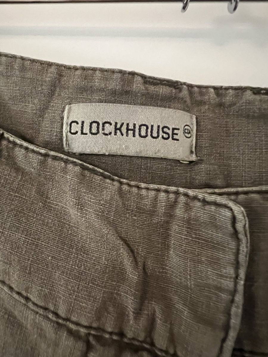 C&A Pantaloni: Clockhouse Shorts (Gr.42) – Usato da Winterthur venduto da mel_wy 1