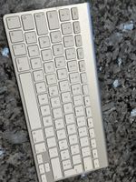 Apple Wireless Keyboard A1314 – CH Layout – Bluetooth – Top 