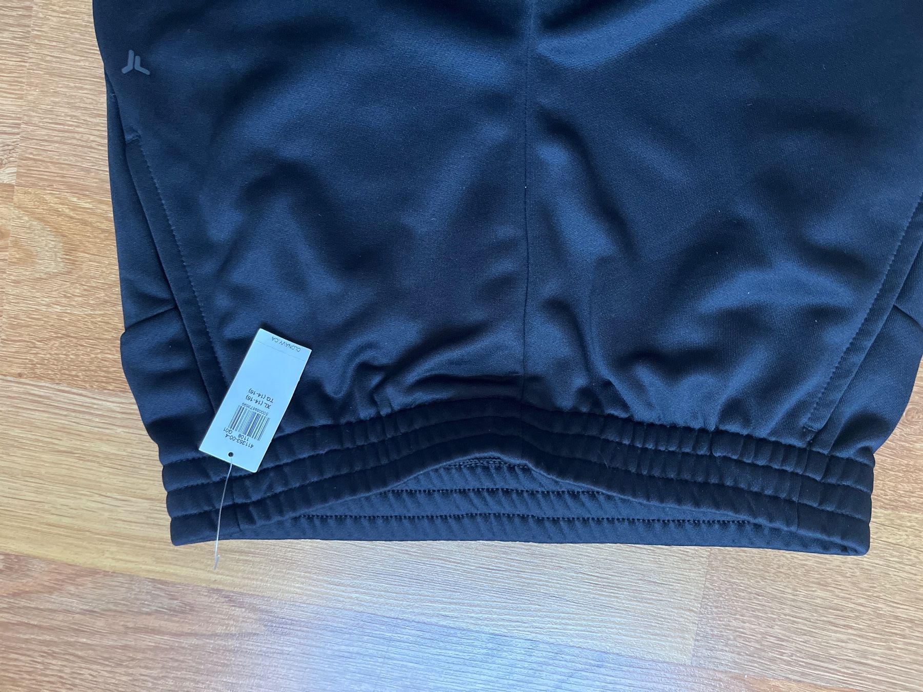 Adidas Lotti & Set di vestiti: Ensemble (Adidas et Old Navy) – Nuovo e nell'imballaggio originale da Genève venduto da fyshbird 6