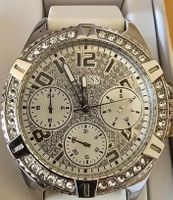 Magnifique montre Guess avec brillants neuf sous emballage