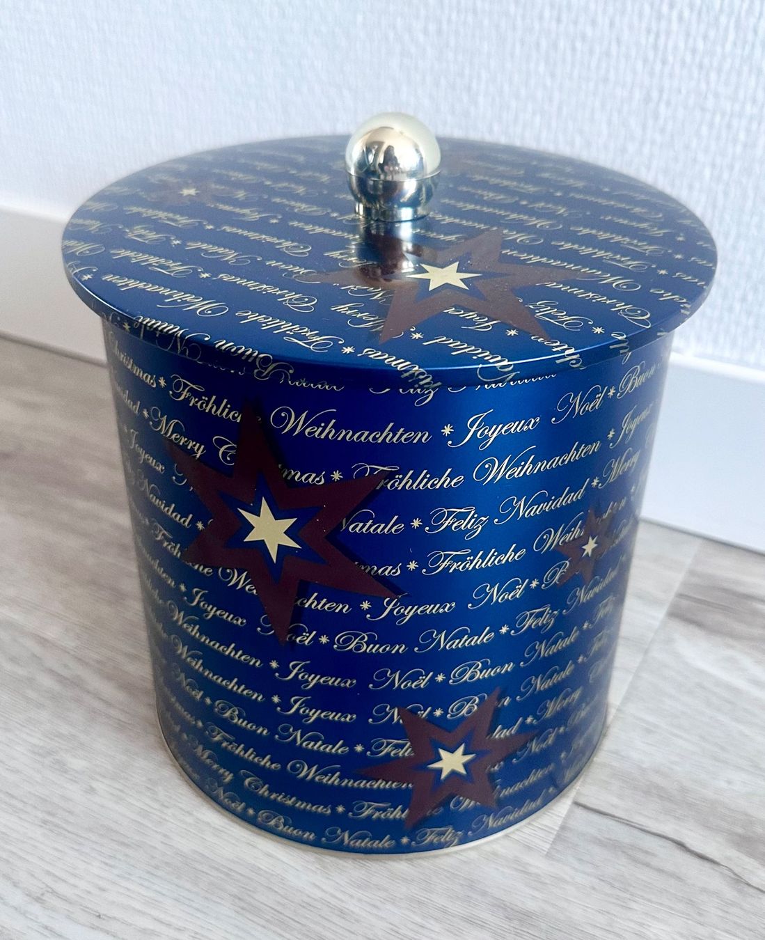 Tutte le decorazioni: Blechdose Keksdose mit Knauf Guezlidose blau gold – Usato da Rickenbach b. Wil venduto da sunneschii_ 1