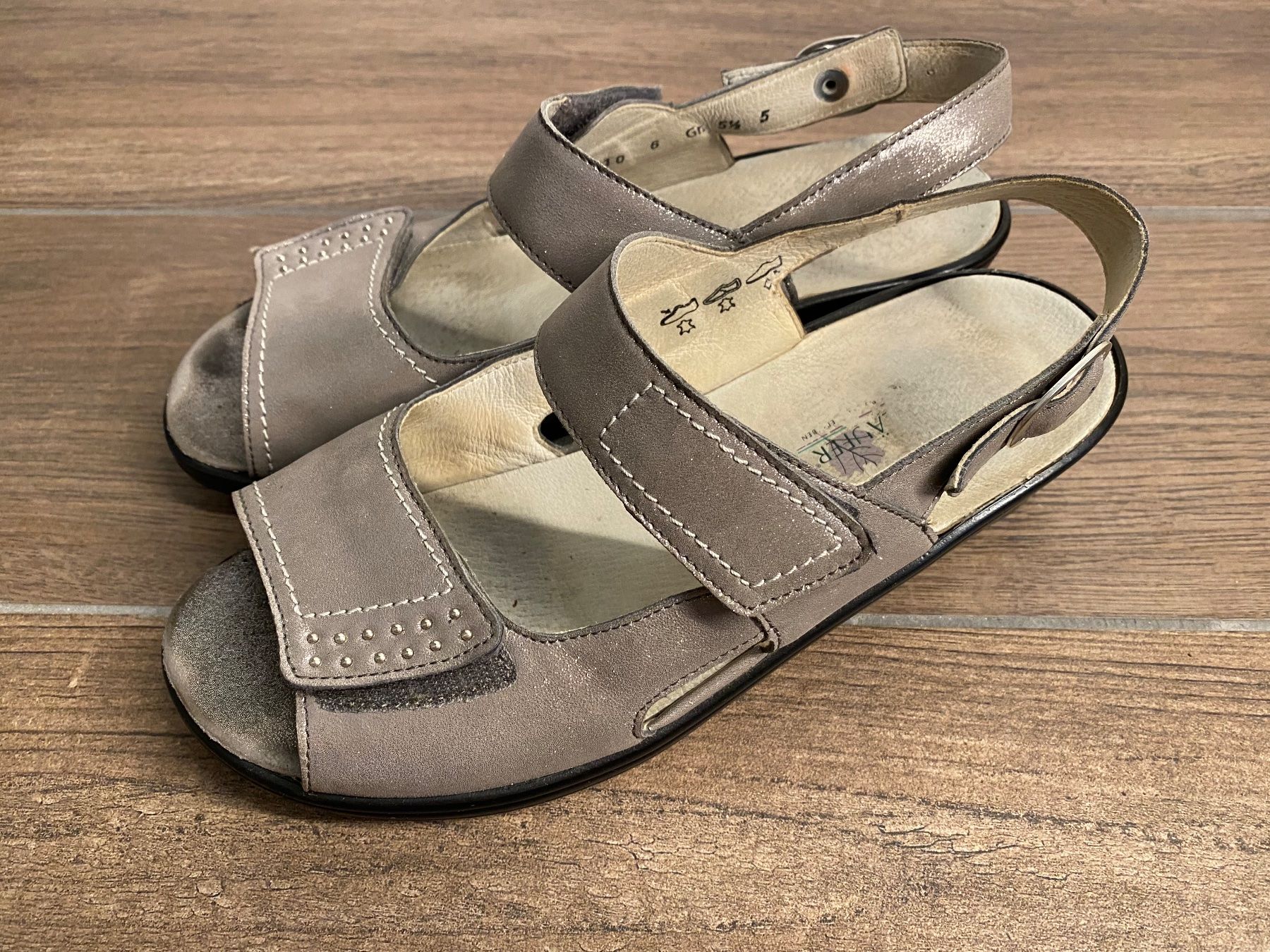 Damenschuhe: Waldläufer Sandalen bronze Gr. 38 – Gebraucht aus Pratteln von a23_j2gs 7