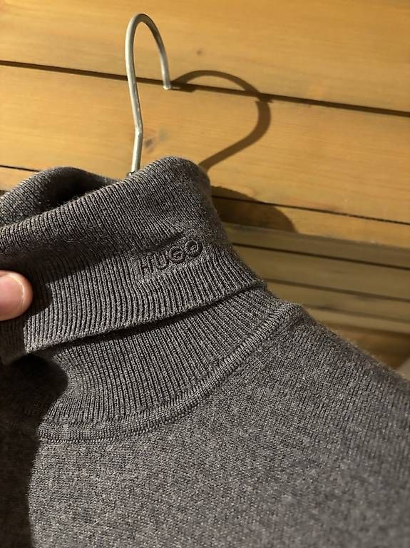 Maglioni & Felpe: Rollkragenpullover Hugo Boss – Usato da Kreuzlingen venduto da joh_2vlq 1
