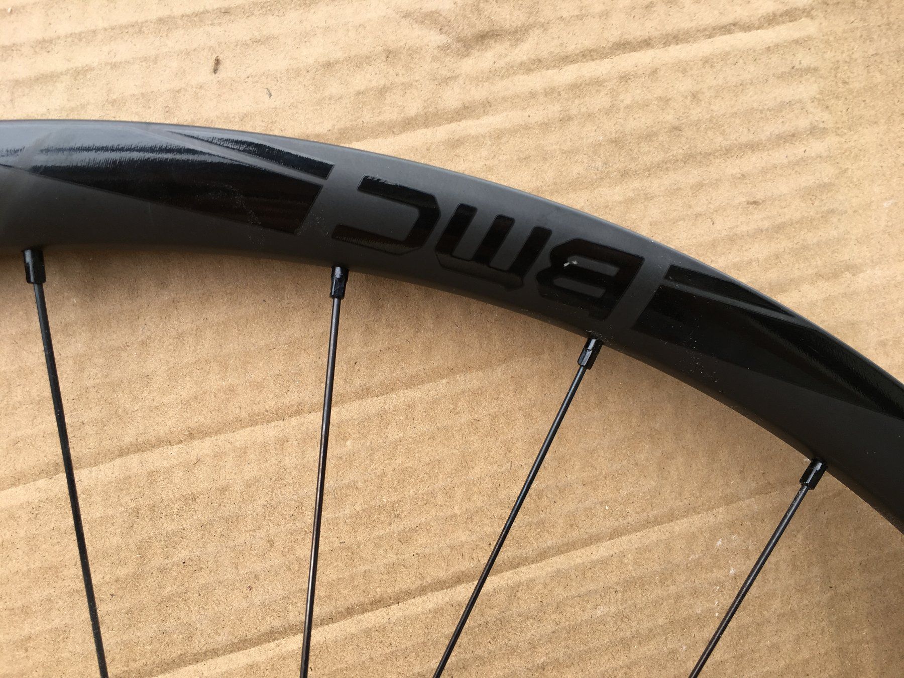 Pièces détachées: BMC / DT Carbon-Vorderrad 29" boost – Neuf (Voir description) à Diemerswil par Raskolnik 2