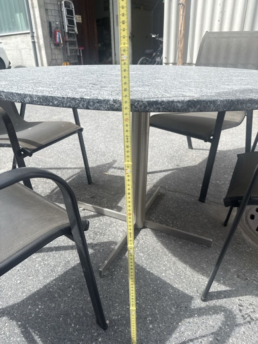 Tables: Gartentisch Granit rund gebraucht – D'occasion à Näfels par Meelis 3