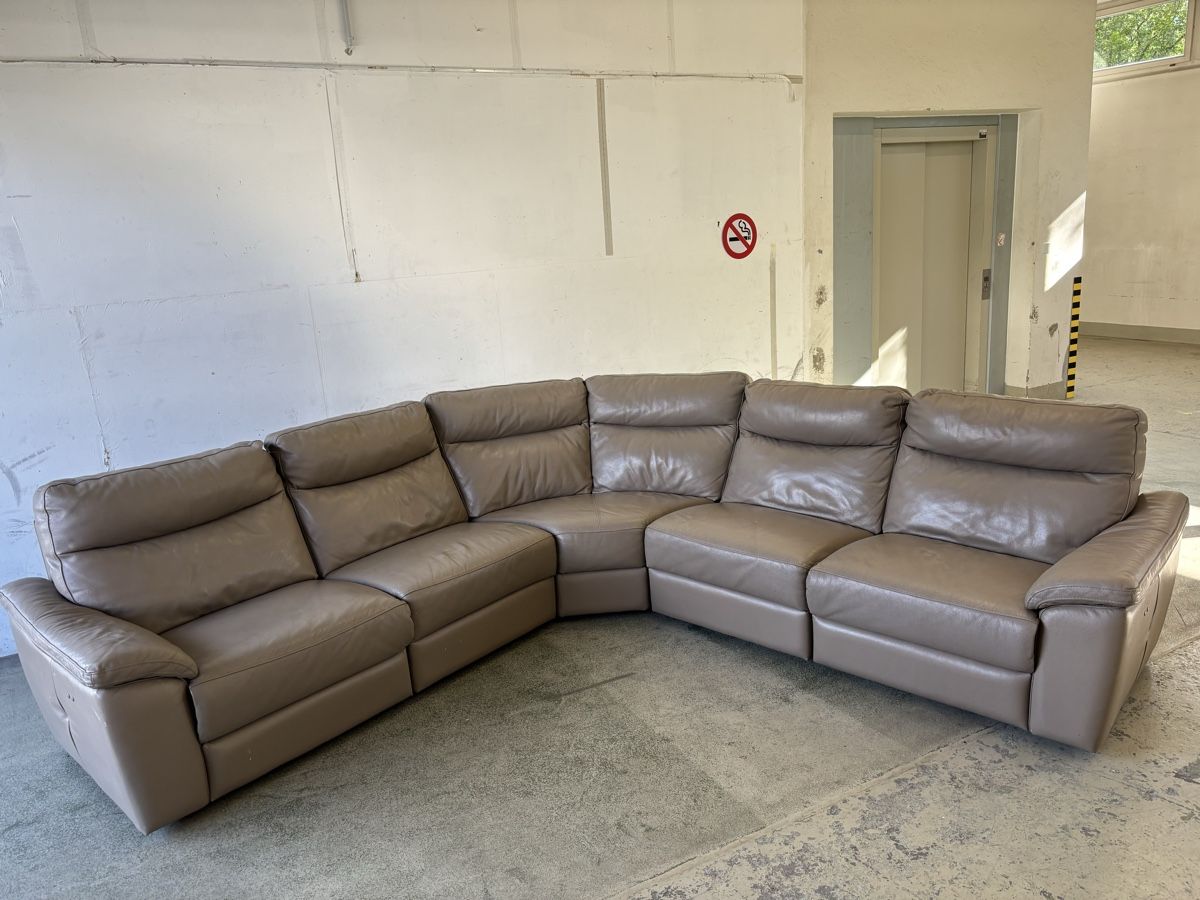 Sofas: Ecksofa Leder – Gebraucht aus Zug von Deks