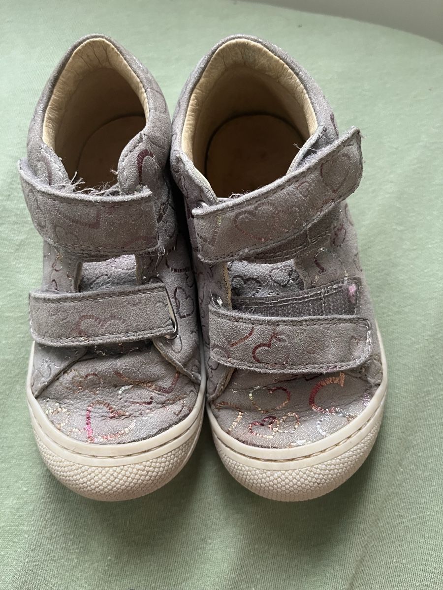 Naturino Schuhe für Mädchen: Naturino Lederschuhe Mädchen 24 – Gebraucht aus Pfungen von nad_vt7k