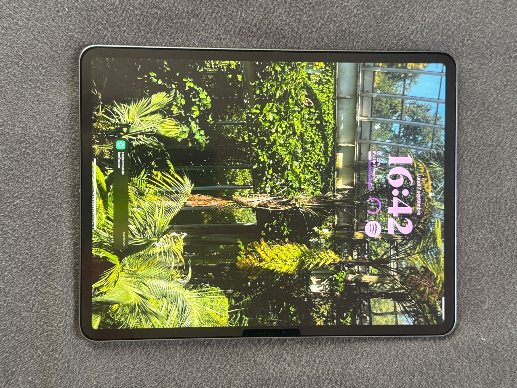 Apple Tablet PC: iPad Air M2 (256gb) - 13" – Gebraucht aus Porrentruy von Queloz97