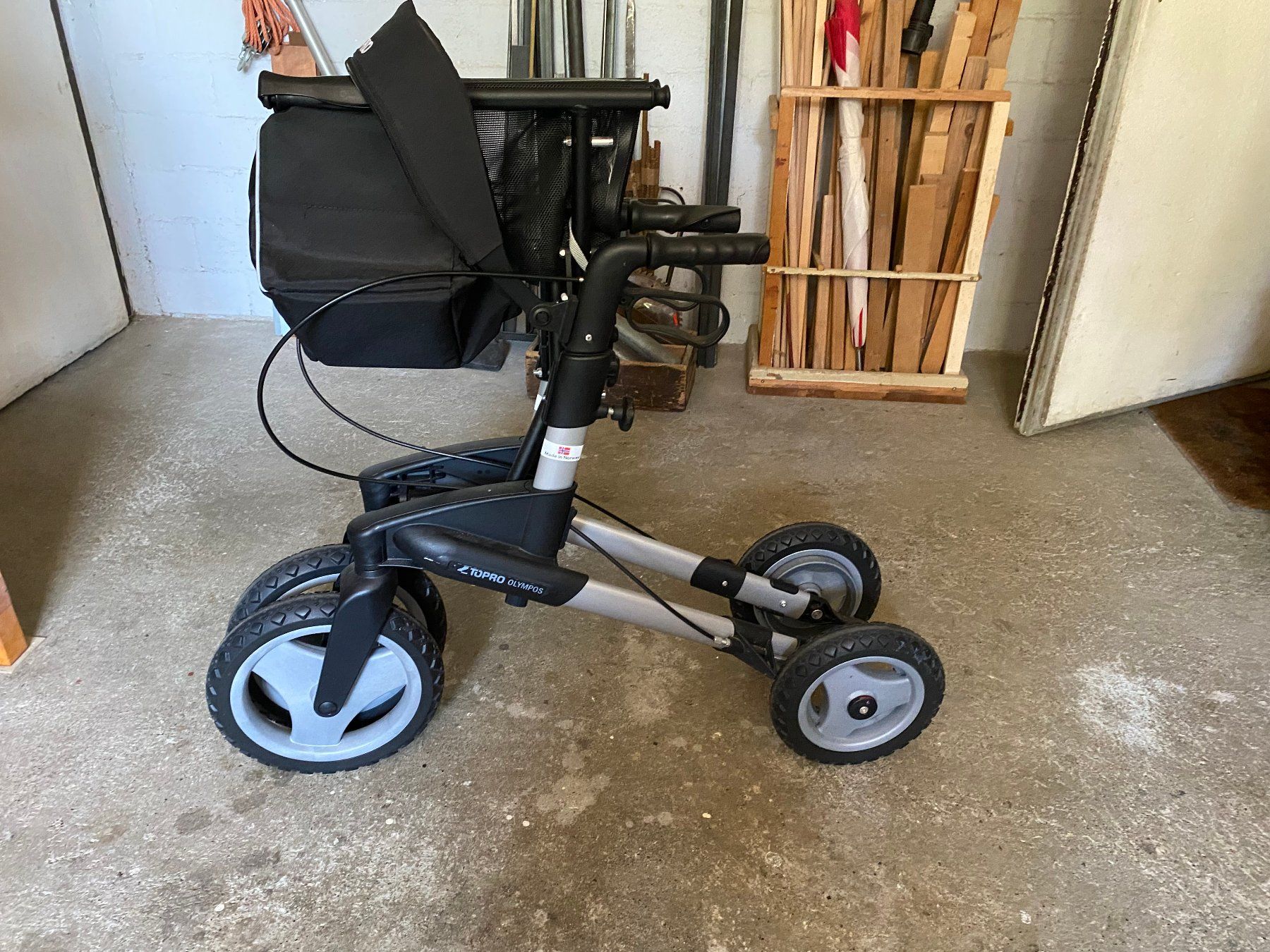 Ausili per la deambulazione: Topro Rollator – Usato da Wölflinswil venduto da Rhof 2
