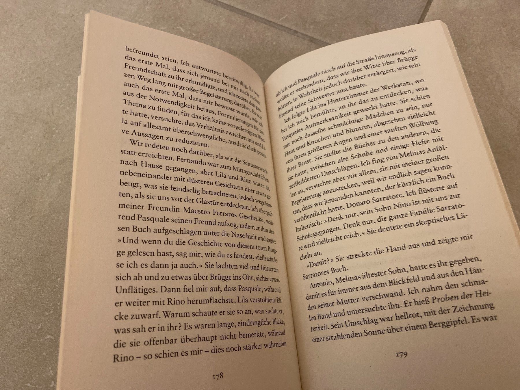 Bücher: Buch „Meine geniale Freundin“ – Gebraucht aus Rüti ZH von Kiwi02 2