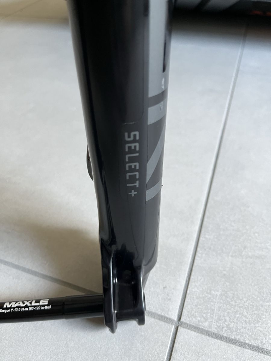 Rockshox Pezzi di ricambio: Rock Shox Lyric Select + – Nuovo (secondo la descrizione) da Glarus venduto da tim_2000 7