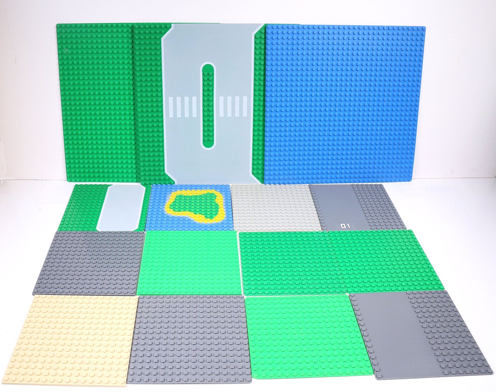 Lego Baukästen: Grosse und kleine Legoplatten – Gebraucht aus Hettlingen von Scholi99 1