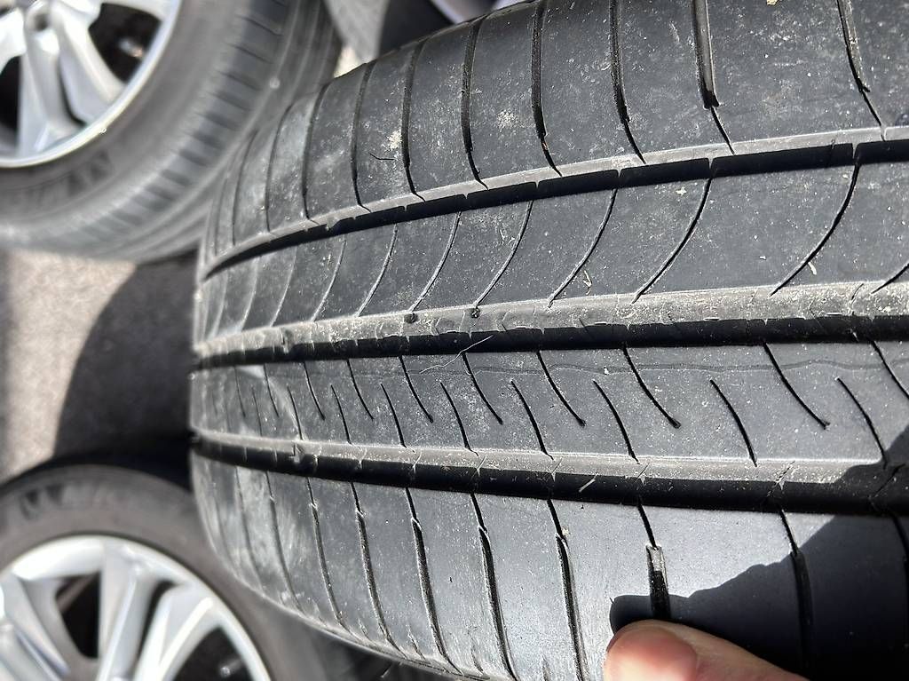 Pneumatici & Ruote complete: Jantes alu Hyundai 2013 – Usato da Bulle venduto da Free_sky 2