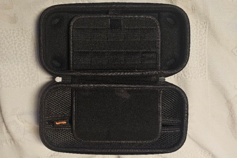 Nintendo Custodie protettive: Étui Nintendo Switch noir - Protection optimale garantie! – Nuovo (secondo la descrizione) da Monthey venduto da Chez-Dani-81 2