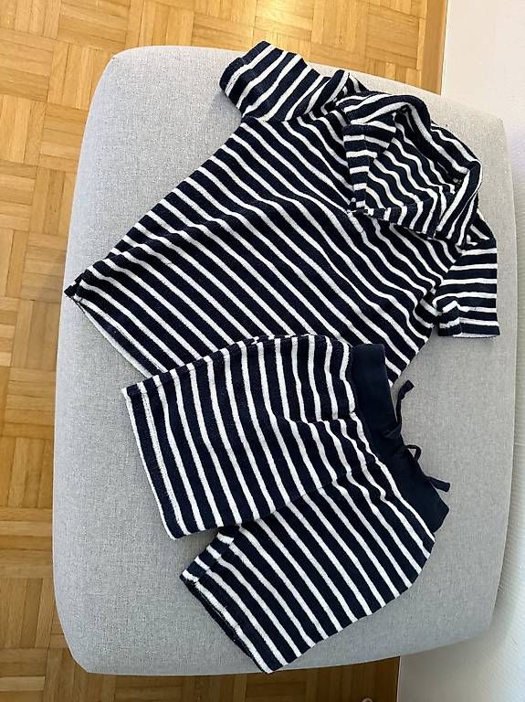 Lotti & Set di vestiti: Frotté Set von Next Gr. 110 – Usato da Küsnacht ZH venduto da Leen 2