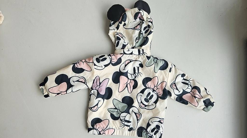 H&M Jacken & Mäntel: Wind- und Regenjacke Minniemouse Grösse 74 – Gebraucht aus Strengelbach von Ciinci 1