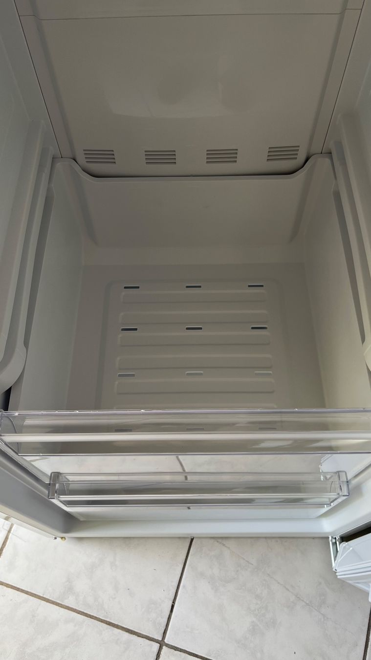Congelatori: Freistehender Gefrierschank 175l - 2 Fächer + 4 Schubladen – Usato da Zürich venduto da Garlicpress 4