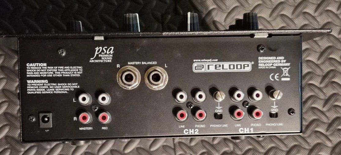 Reloop Platines de mixage: Reloop RMX-20 – D'occasion à Genève par CRDNX 1