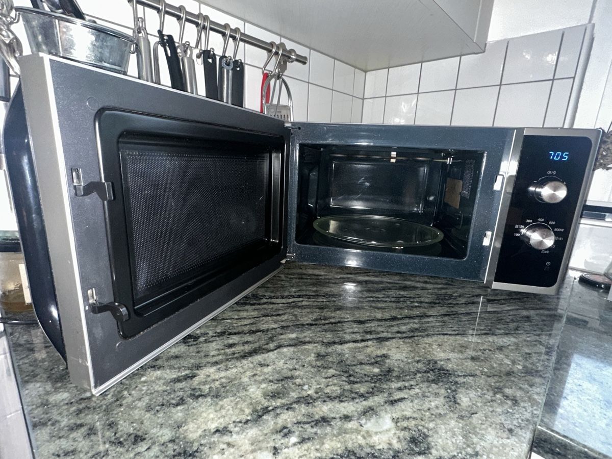 Elettrodomestici da cucina: Samsung Mikrowelle – Usato da Eggersriet venduto da Rotti44 1