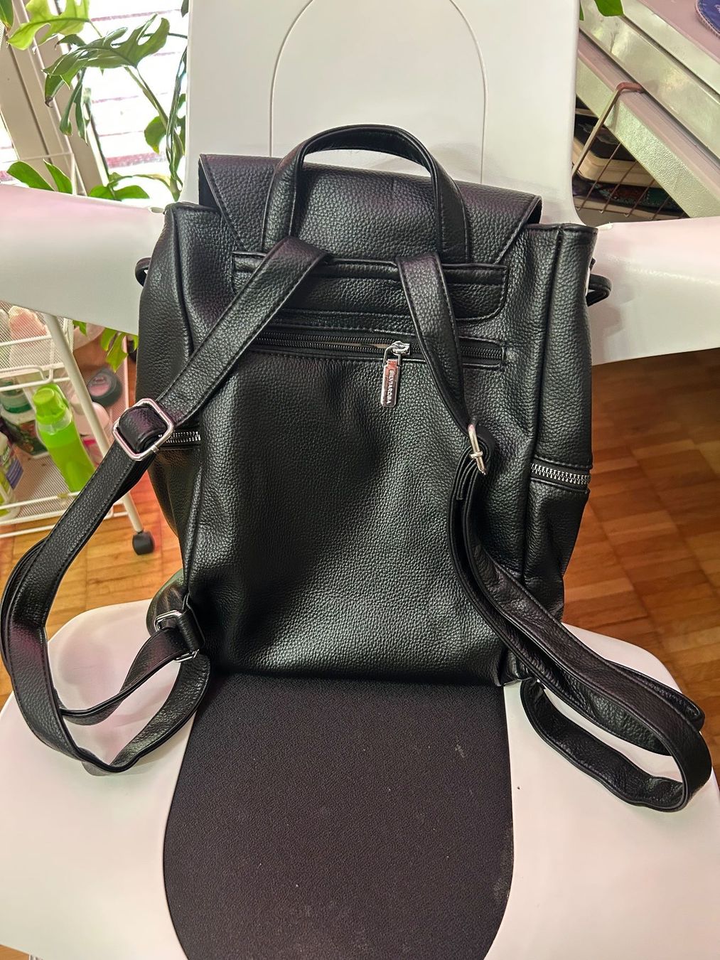 Zaini: Rucksack Kunstleder schwarz ungetragen – Nuovo (secondo la descrizione) da Zürich venduto da ale_lm9g 1
