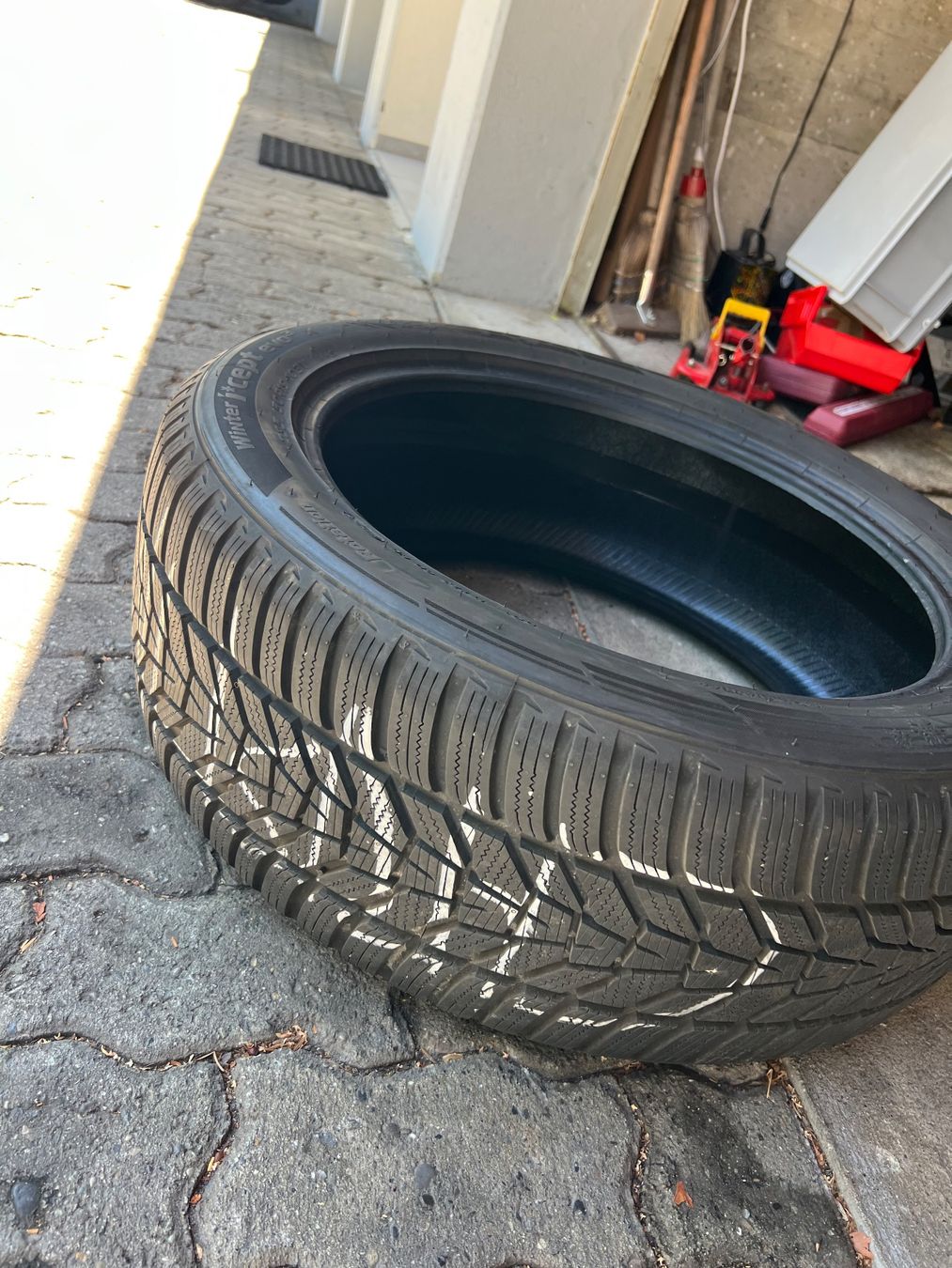 Hankook Pneumatici & Ruote complete: 4x Hankook Winterreifen – Nuovo (secondo la descrizione) da Biel/Bienne venduto da Camillep95 1