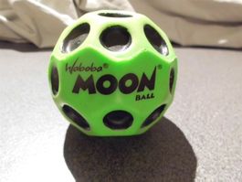 Ball grün/schwarz, Waboba Moon Ball
