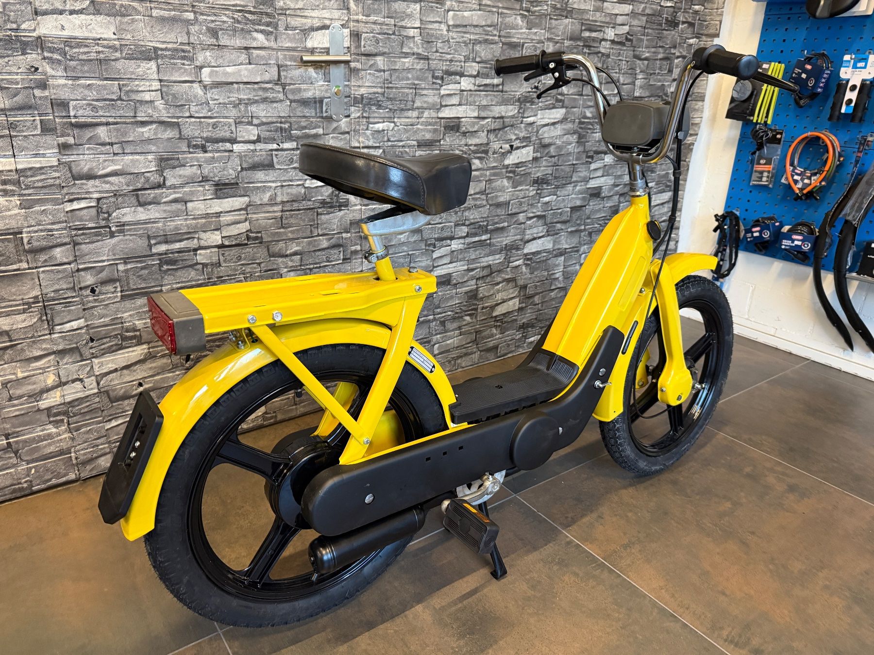 Piaggio Ciclomotori: Piaggio Ciao Neuaufbau – Usato da Root venduto da E.H.Velo 3
