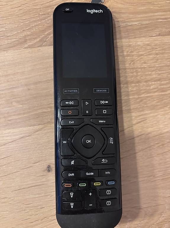 Telecomandi: Logitech Harmony Touch Universalfernbedienung – Usato da Stäfa venduto da beni_neuhaus 1