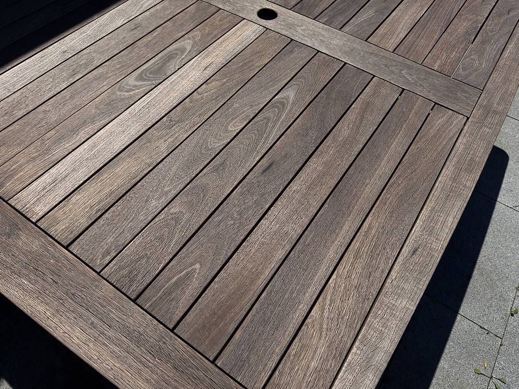 Tables: Designer Gartentisch aus australischem Holz – D'occasion à Richterswil par ski_7ffp 2
