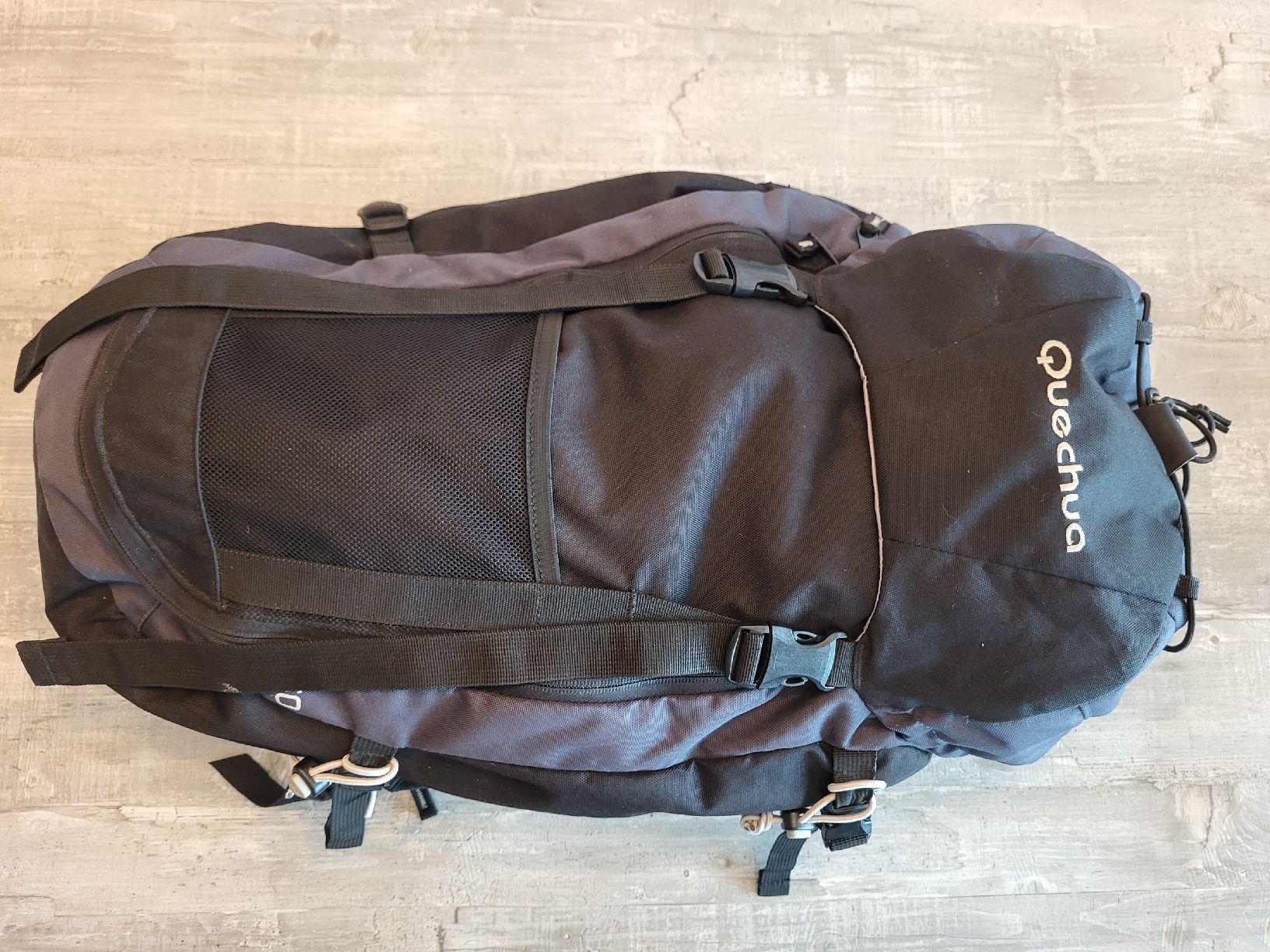 Decathlon Zaini: sac à dos de randonné – Nuovo (secondo la descrizione) da Domdidier venduto da cro_cg5s