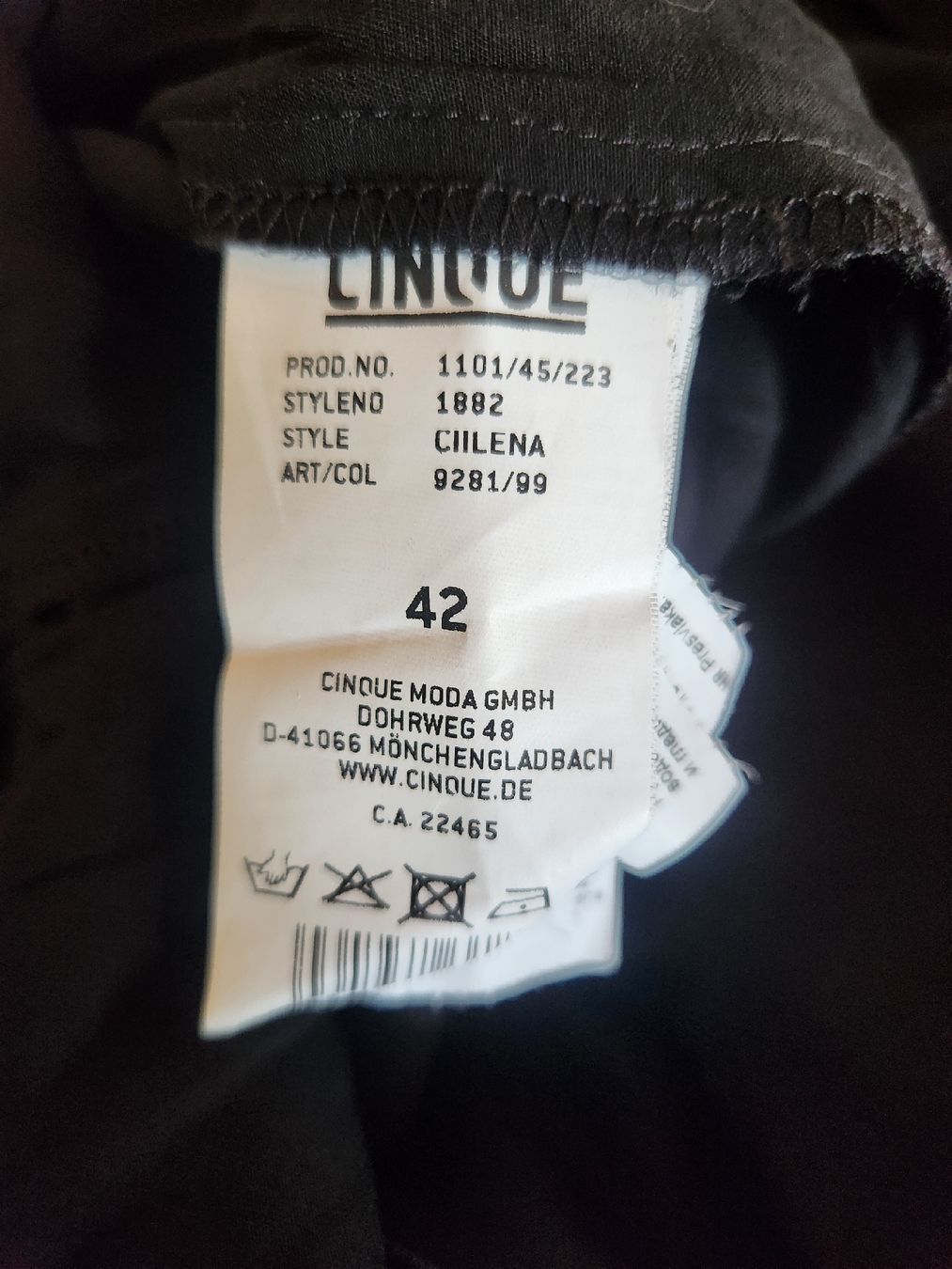 Cinque Vestiti: Robe noire CINQUE  viscose taille 42 chic et élégante. – Usato da Niedergösgen venduto da Eva2410 9