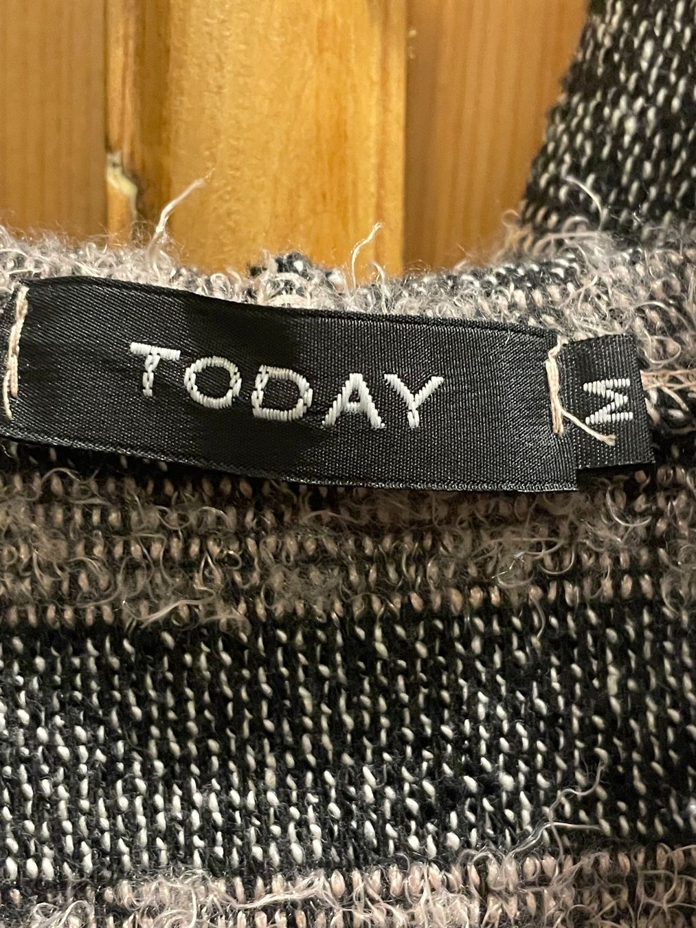 Giacche: Modische, weiche Strickjacke mit Fransen – Usato da Uster venduto da jelk 3
