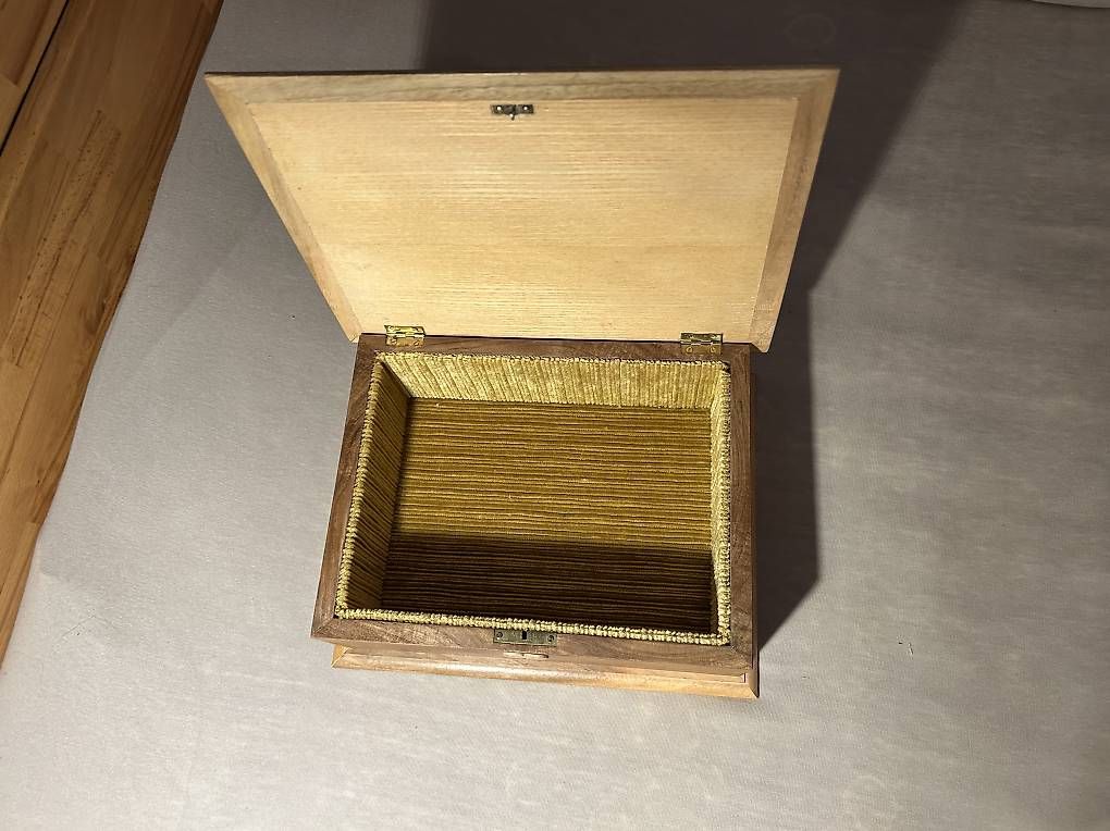 Kit di costruzioni: Holzbox mit Rosenintarsen – Usato da Gams venduto da Mextop 3