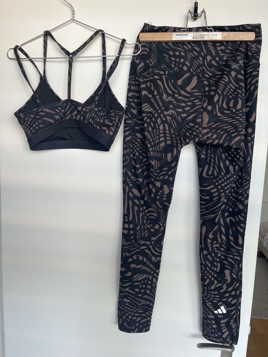 Adidas Lots de vêtements: Ensemble Adidas  – D'occasion à Neuchâtel par Ariane_vn00 3