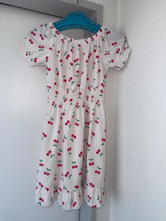 Sommerkleid für ein 12-jähriges Mädchen