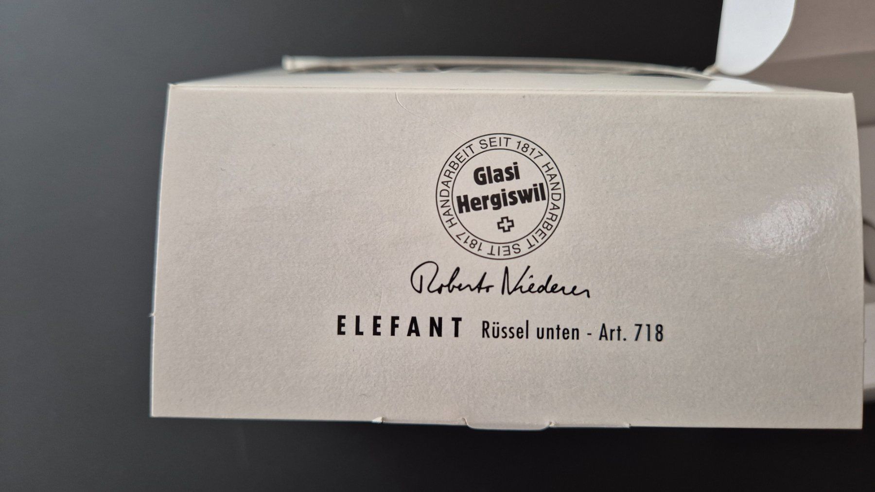 Glasi Hergiswil Tutte le decorazioni: Elefanten aus Glas, 2 Stück – Nuovo e nell'imballaggio originale da Schönenbuch venduto da Rasmo 6