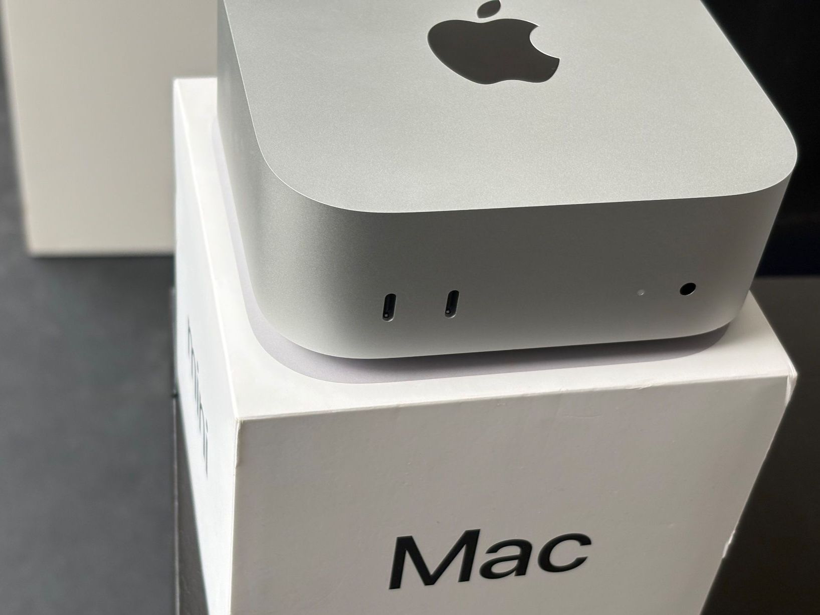 Apple PC: Mac Mini M4 Pro 16 Core Erweitert zu 4TB – Nuovo (secondo la descrizione) da Uster venduto da Noman