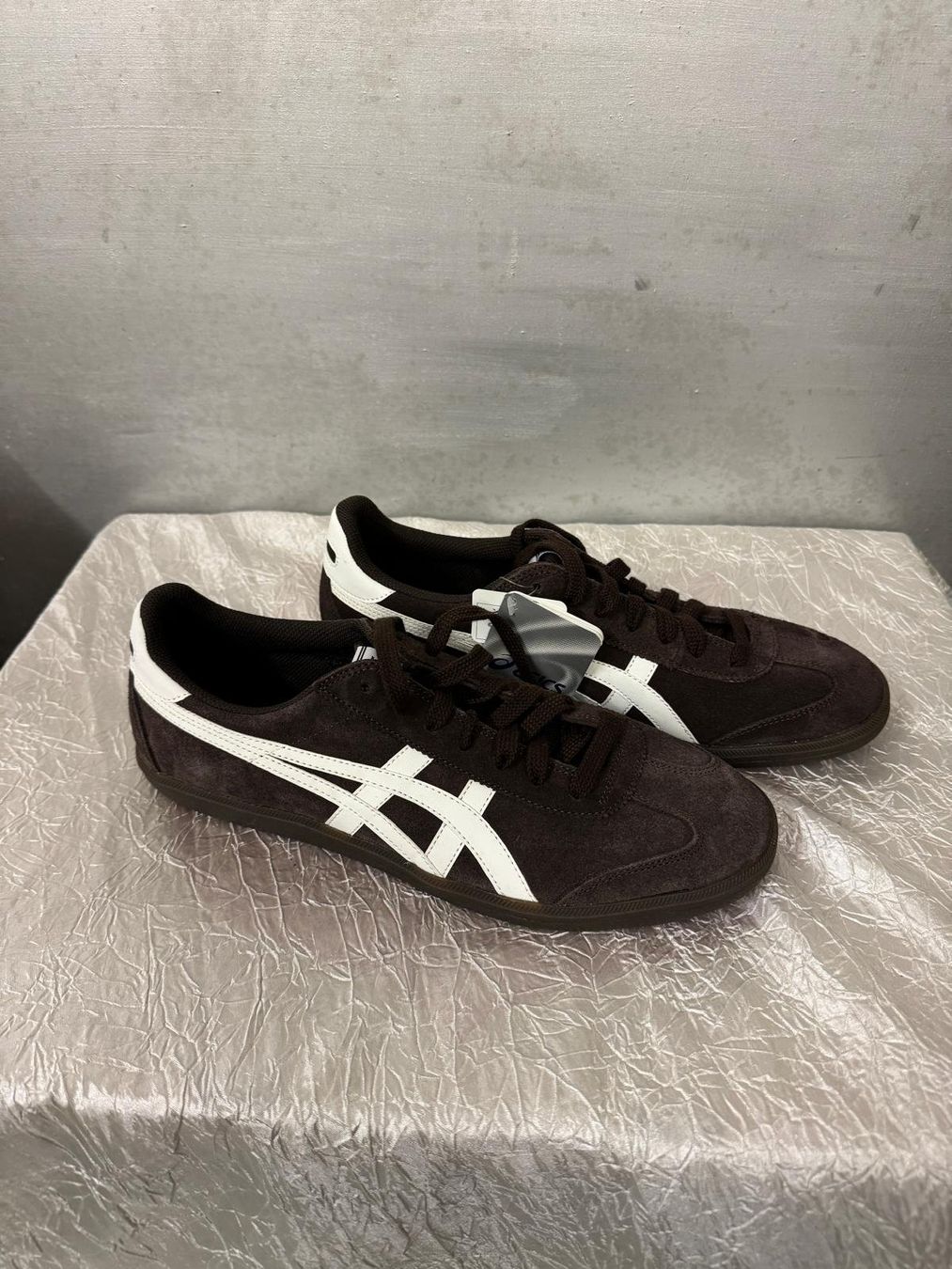 Asics Scarpe da uomo: Asics Schuhe, Grösse 43 1/2, Neu – Nuovo e nell'imballaggio originale da Schlieren venduto da Stadtammannamt_8952