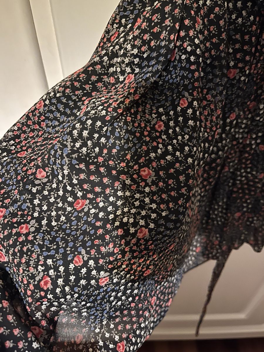 Vestiti: Wunderschönes, geblümtes Kleid, Grösse S – Usato da Männedorf venduto da Qurop 2