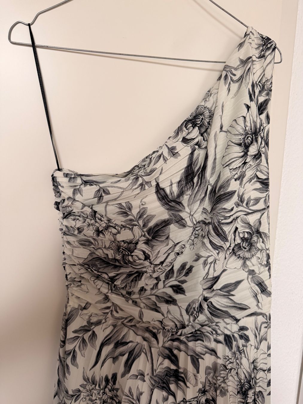 H&M Robes: Kleid  - Marke:  H&M - Grösse: L – D'occasion à Würenlos par Abracadabra26 4